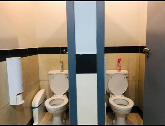 BUSINESS PROPERTY TO RENT IN BENDOR